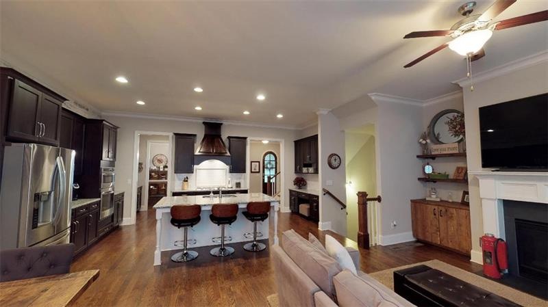 632 Dunbrody Dr, Alpharetta, GA 30004 - photo 1