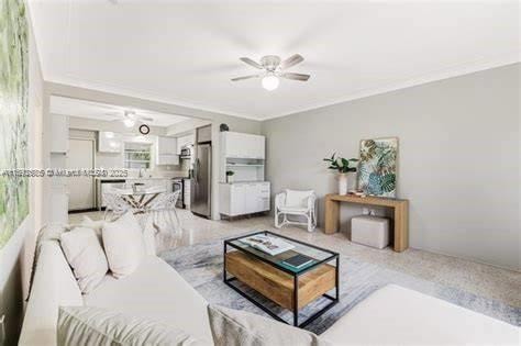 260 SW 31st Ct unit 1, Miami, FL 33135 - photo 1