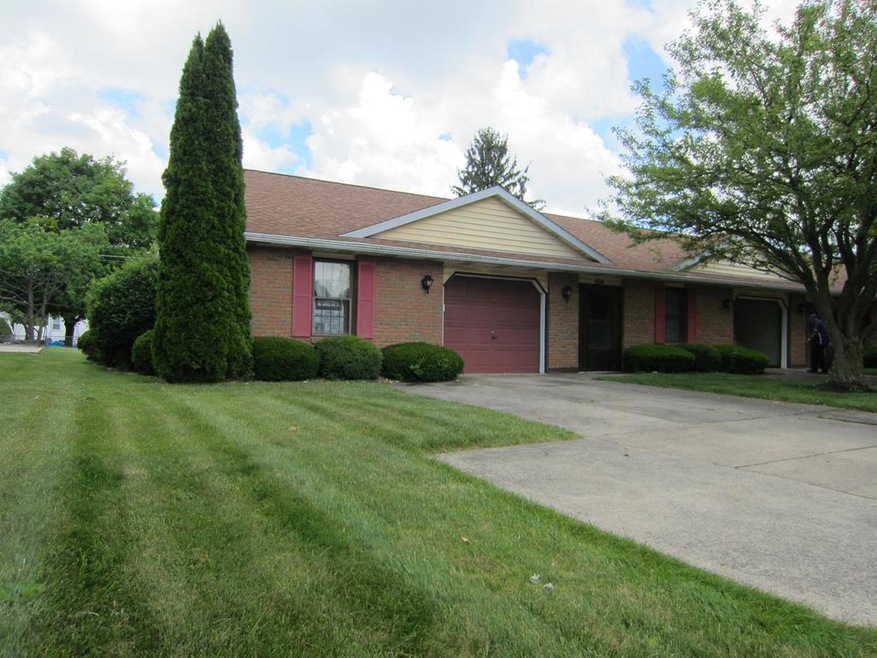 654 Katherine Ave, Ashland, OH 44805 - photo 1