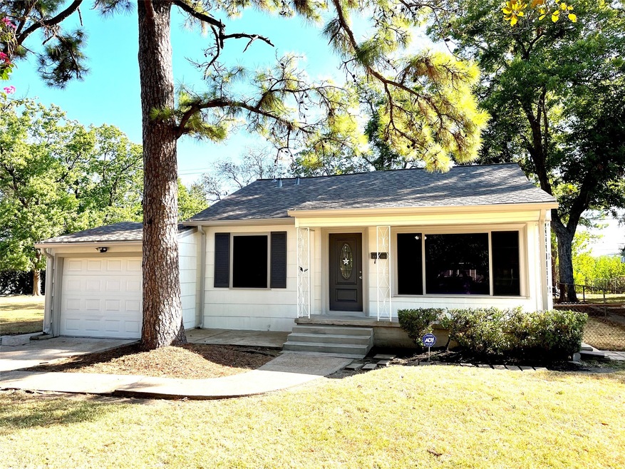 2903 Shady Park Dr, Houston, TX 77017 - photo 1