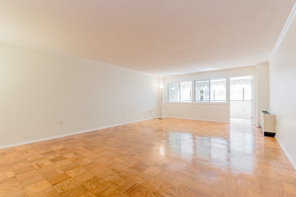 Hawthorne Place Condominium unit 9N, Boston, MA 02114 - photo 1