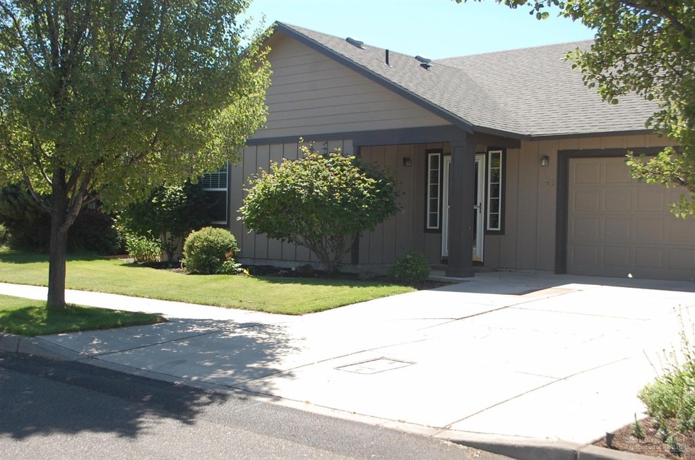 3412 SW Indian Place, Redmond, OR 97756 - photo 1