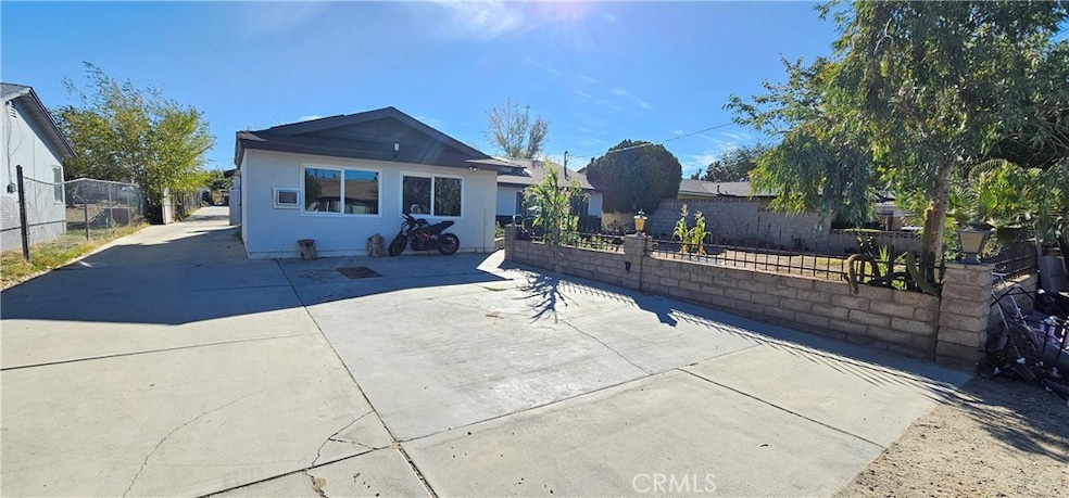 3044 W Avenue l2, Lancaster, CA 93536 - photo 1