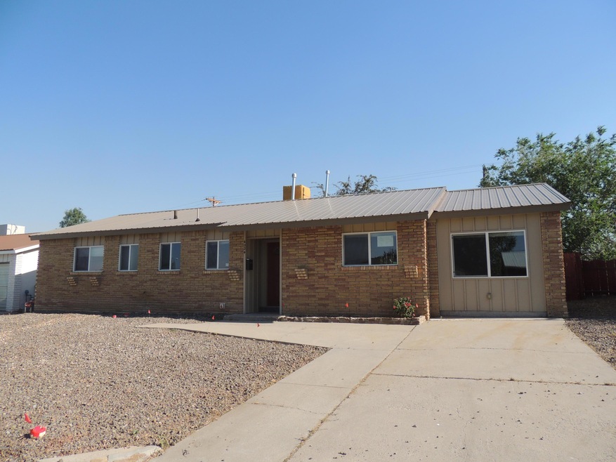 4024 Windsor Dr, Farmington, NM 87402 - photo 1