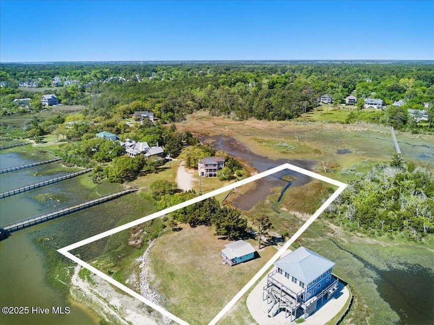 162' of waterfront on the ICWW