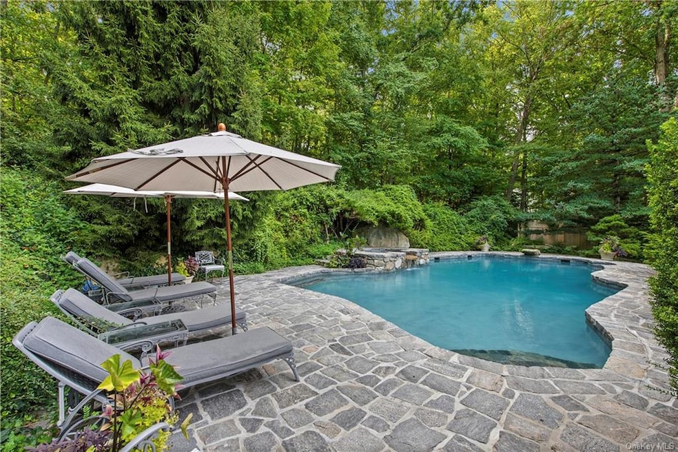 83 Trinity Pass Rd, Pound Ridge, NY 10576 - photo 1