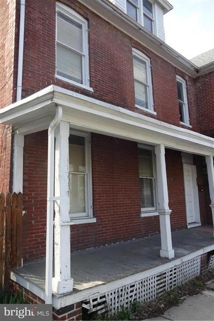 403 S 2nd St unit APARTMENT A, Chambersburg, PA 17201 - photo 1