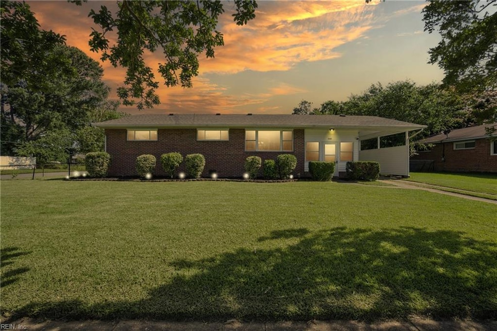Under Contract $300,000