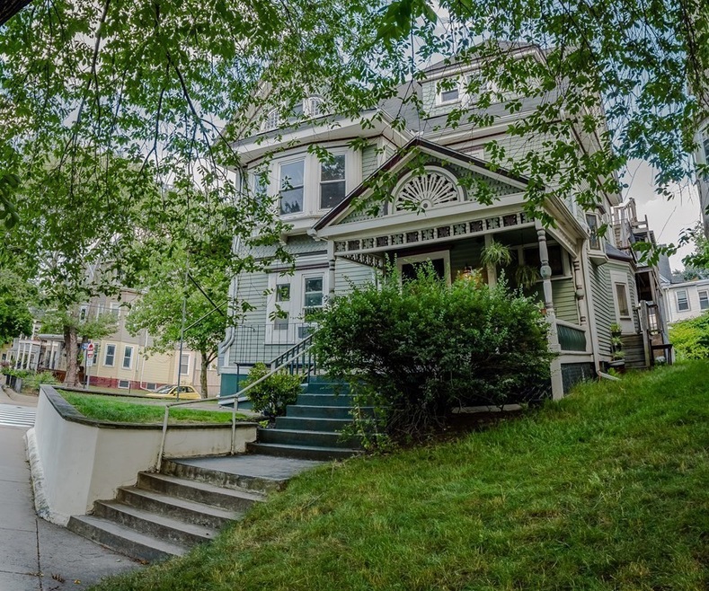 97 College Ave unit 7, Somerville, MA 02144 - photo 1