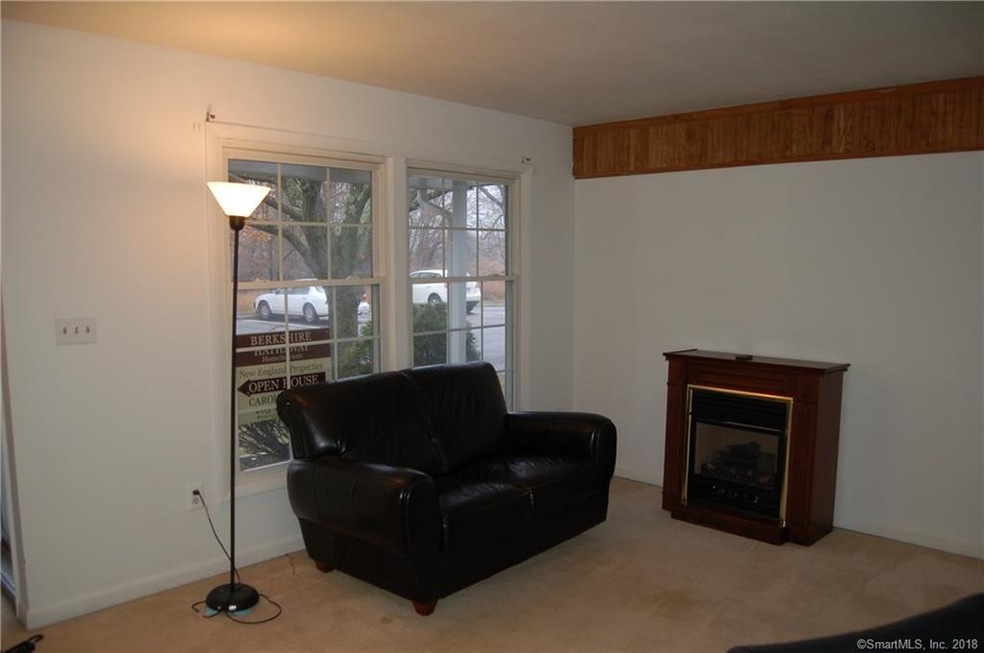 13 Greenwich Way unit 13, Milford, CT 06460 - photo 1