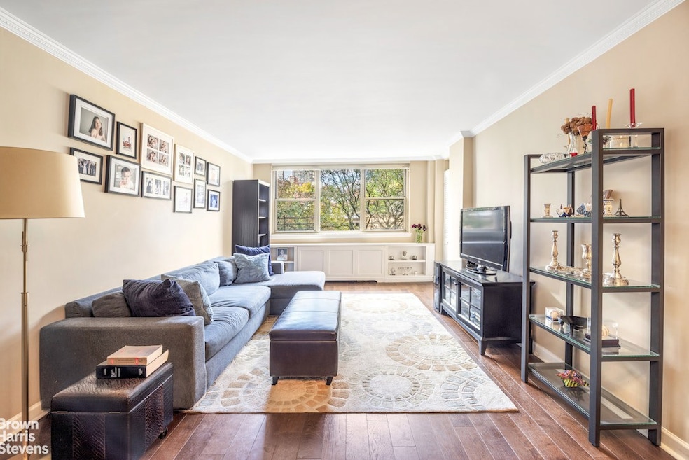 For Sale $1,250,000 • Co-Listing Agent