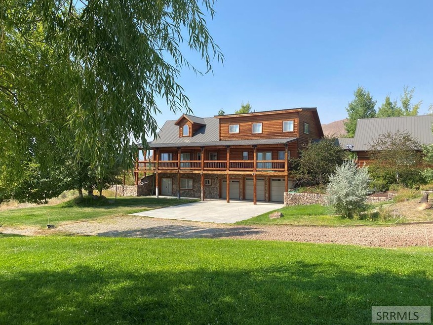 4243 Hot Springs Rd, Challis, ID 83226