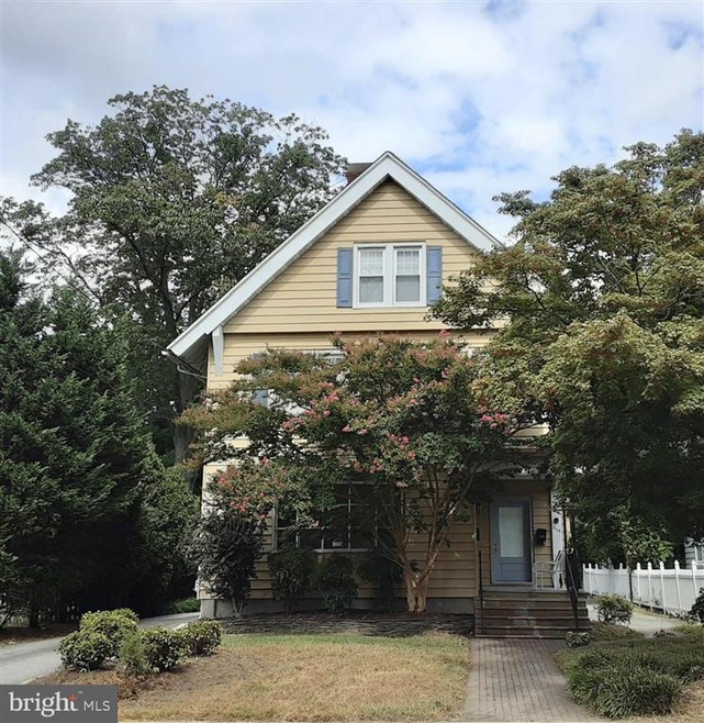 210 Delaware St, Woodbury, NJ 08096 - photo 1