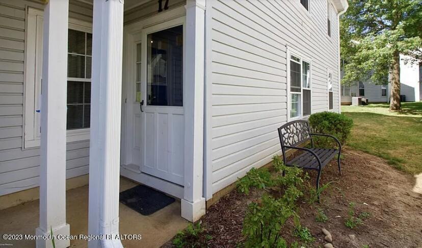 17 Tulip Ln, Freehold, NJ 07728 Zillow