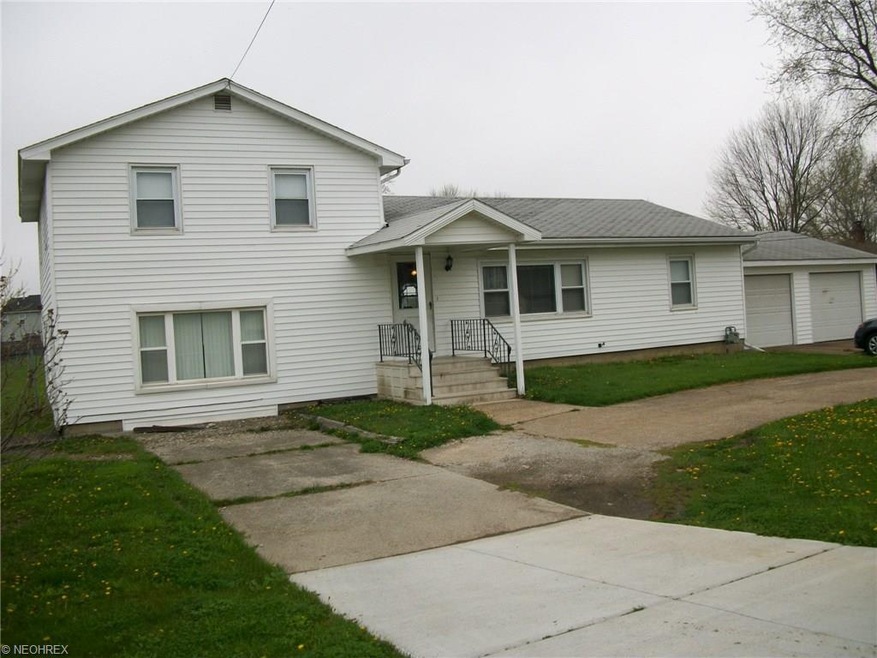 Nice 4 bedroom home on a deep lot! Close to shoppi