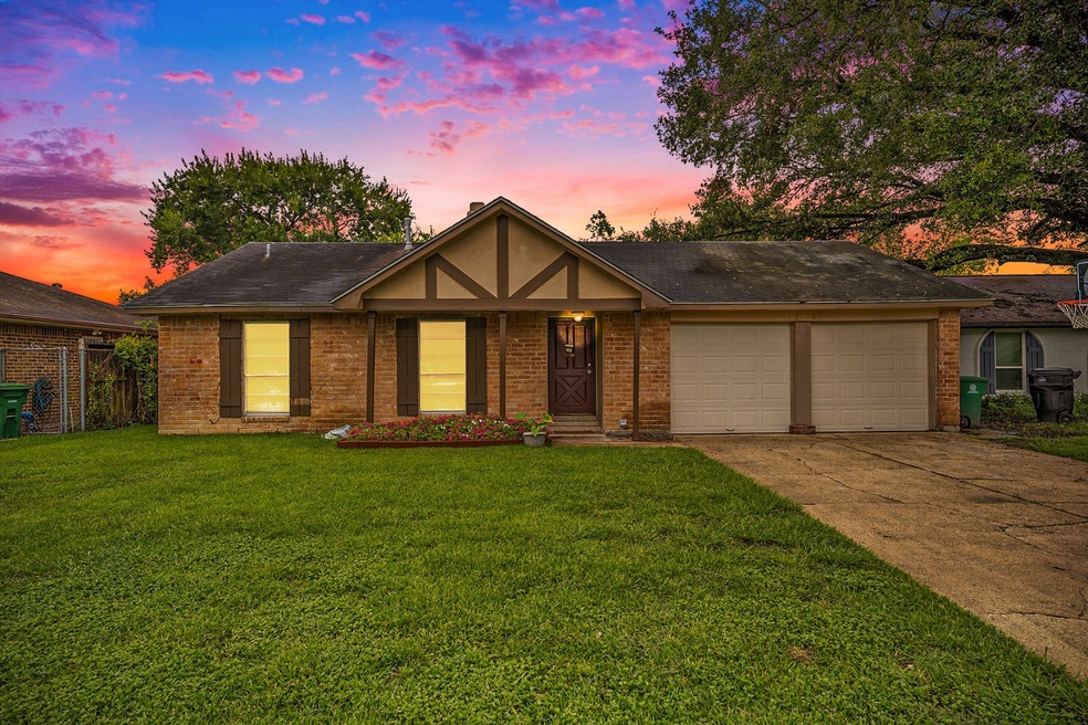 8418 Springtime Ln, Houston, TX 77075 - photo 1