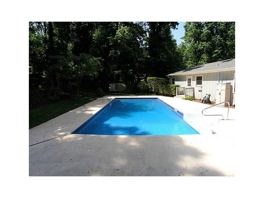 Swimming Pool/Hot Tub/Sauna. Pool Liner only 3 Yea