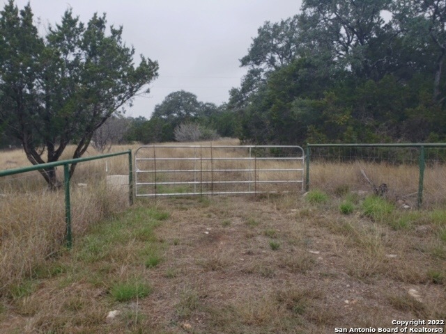 0 County Road 251 unit 1579193, Hondo, TX 78861 - photo 1