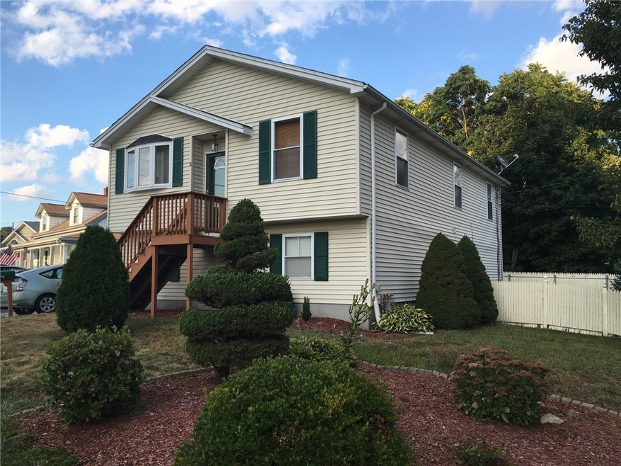 3 N Bend St, Pawtucket, RI 02860 - photo 1