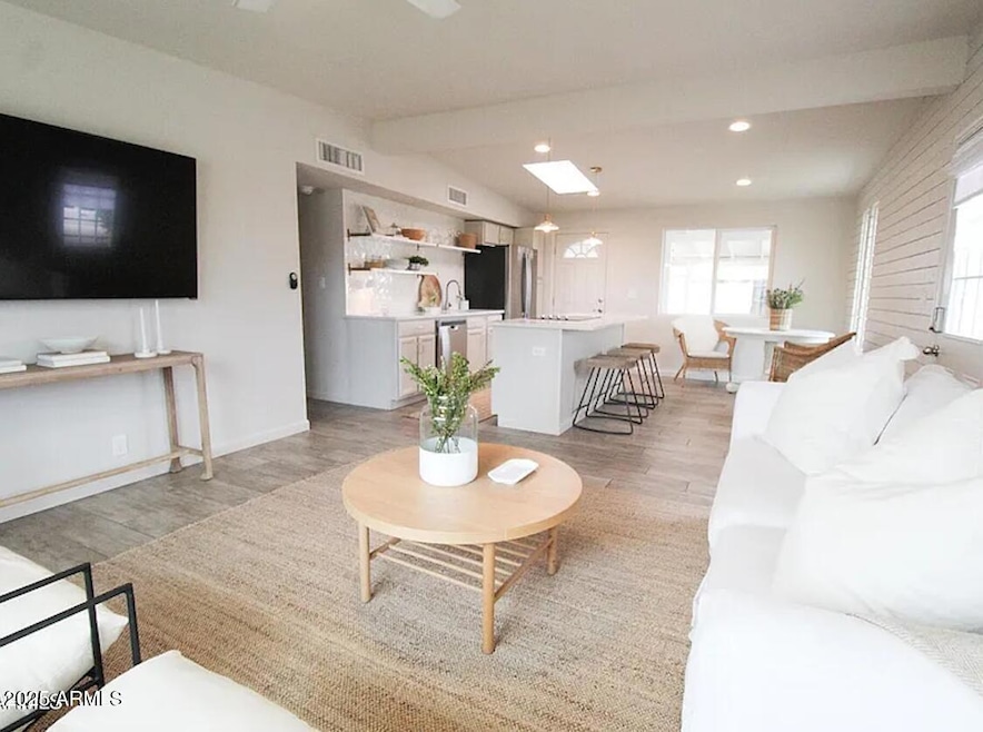 7802 E Kimsey Ln, Scottsdale, AZ 85257 - photo 1