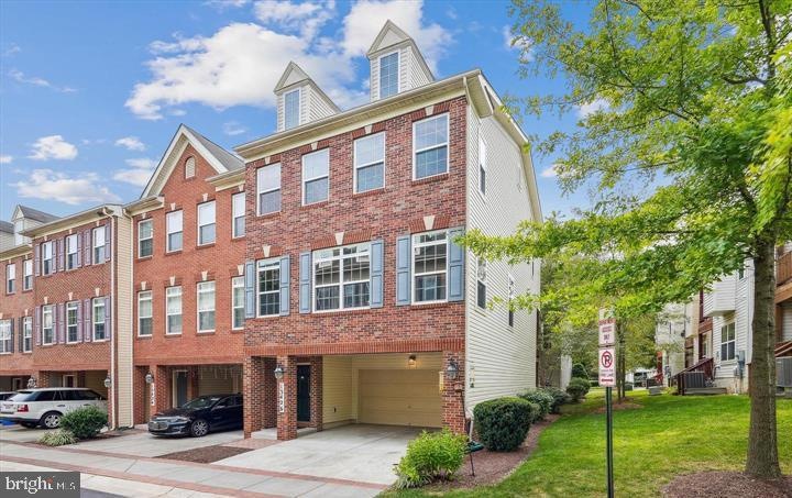 13426 Roberts Tavern Ct unit 2384, Clarksburg, MD 20871 - photo 1