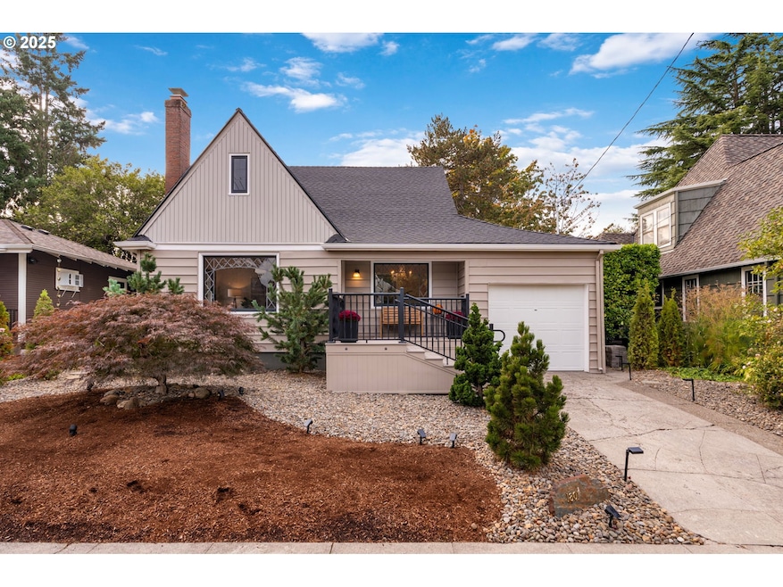 Pending $774,900 • Co-Listing Agent