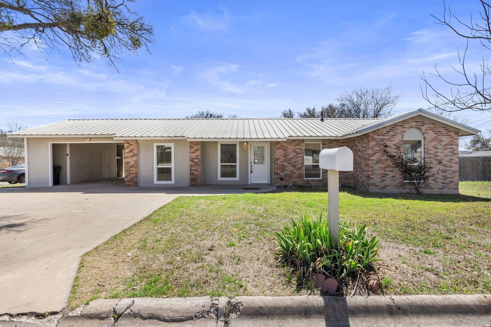 Pending $284,900