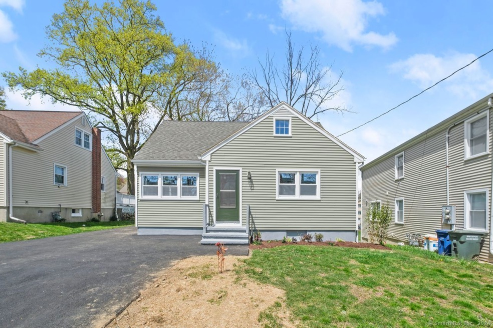 246 Ruth St, Bridgeport, CT 06606 - photo 1