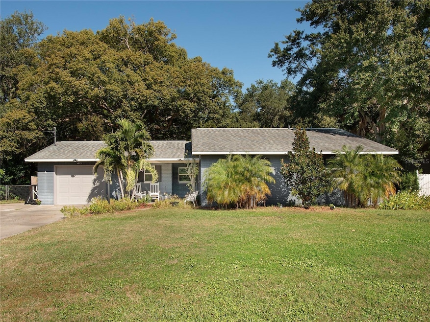 4221 Lake Eleanor Dr, Mount Dora, FL 32757 - photo 1