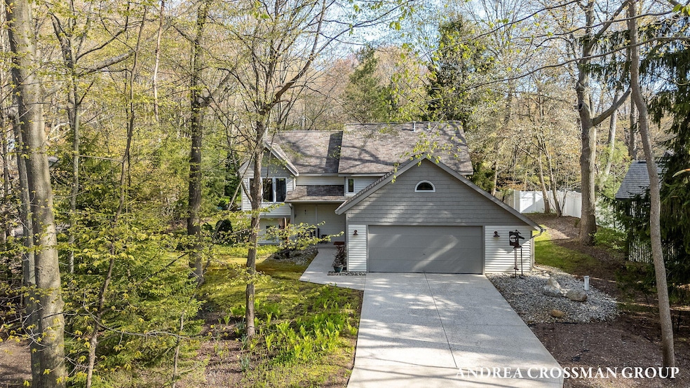 90-web-or-mls-2333-eagle-dr