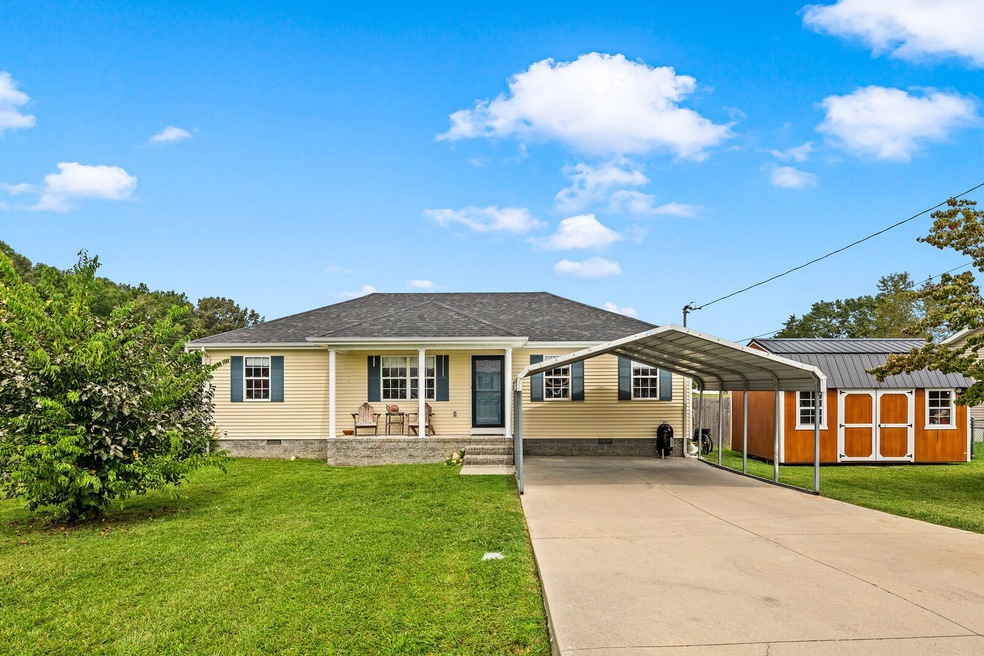 410 Brook Hollow Cir, Manchester, TN 37355 - photo 1