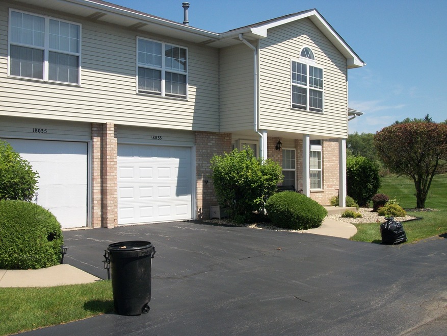 18033 Vista Dr unit 18033, Country Club Hills, IL 60478 - photo 1