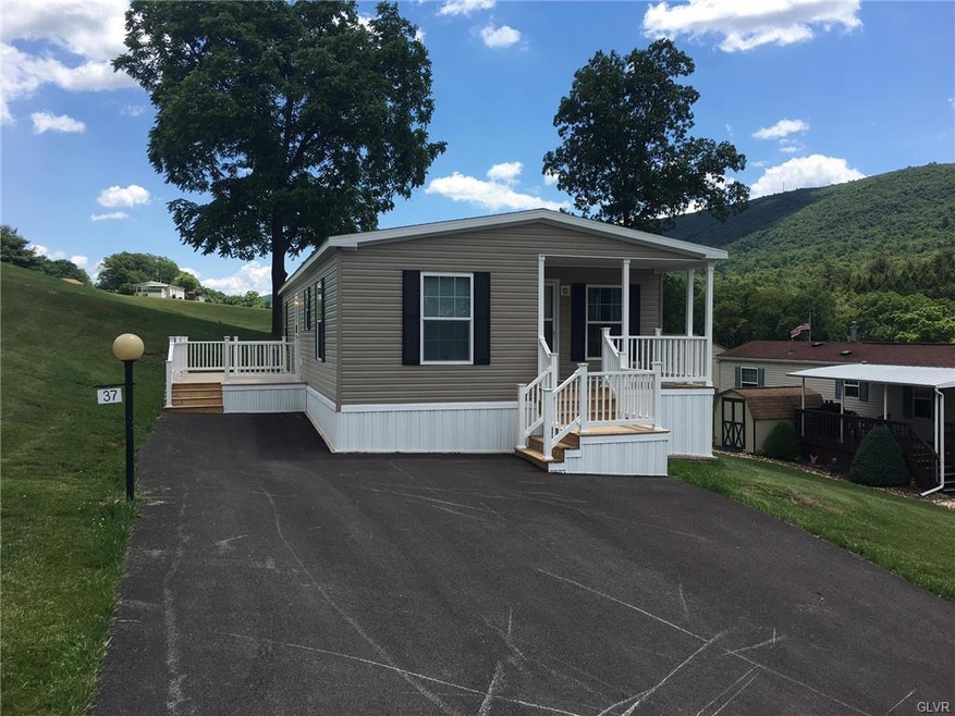 37 Hillside Place unit Lot 37, Kunkletown, PA 18058 - photo 1