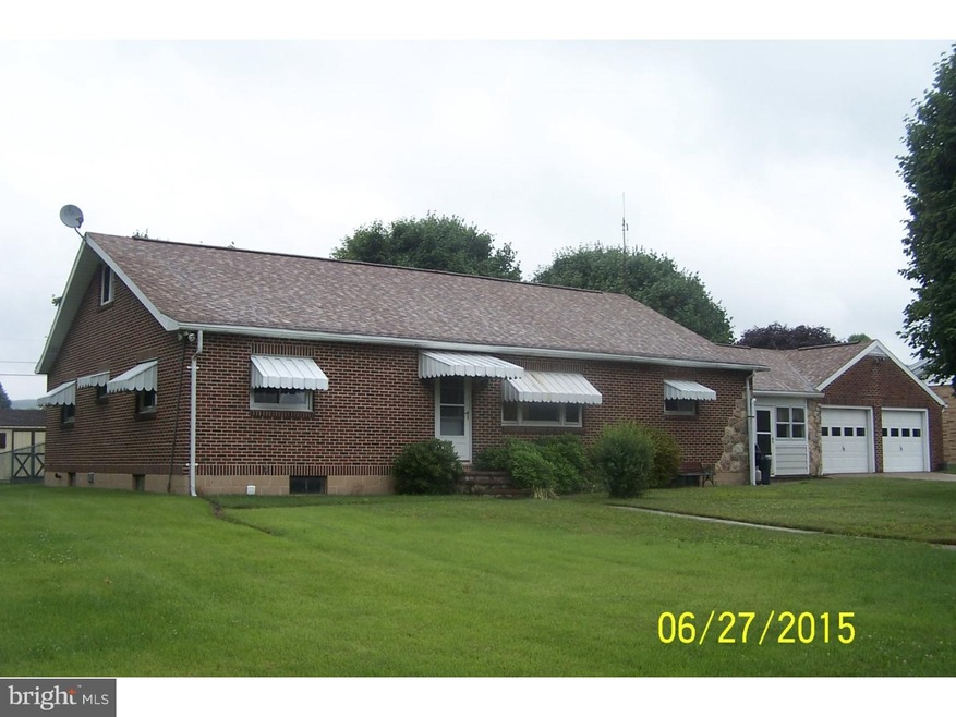 90 Frankford Ave, Tamaqua, PA 18252 - photo 1