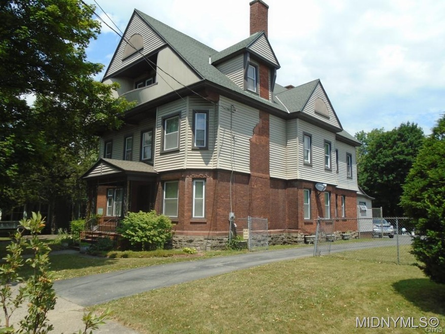 33 Jewitt Pl