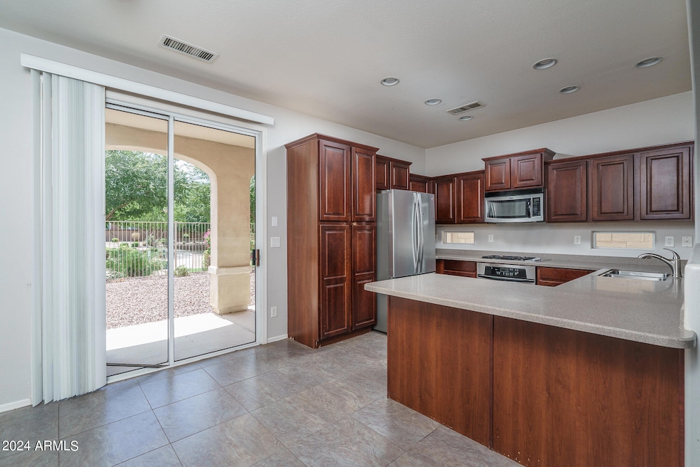 1139 E Park Ave, Chandler, AZ 85225 - photo 1