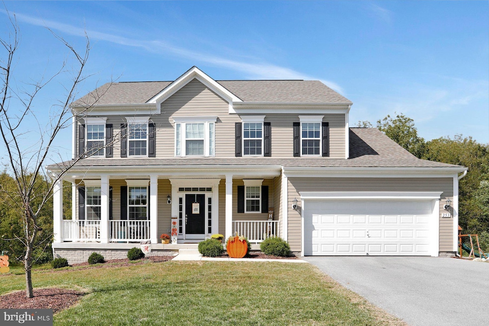 253 Chickamauga Dr, Harpers Ferry, WV 25425 - photo 1