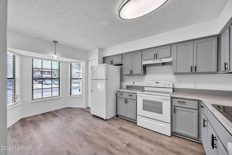 4302 Melissa Ct W, Jacksonville, FL 32210 - photo 1