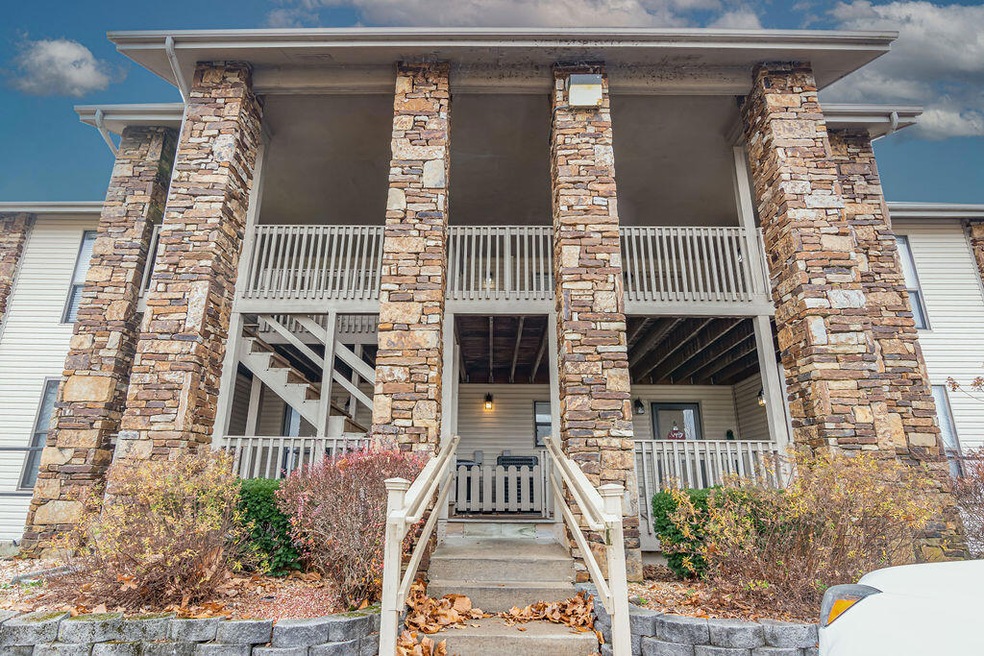 126OverlookDrUnit9BransonMO-3