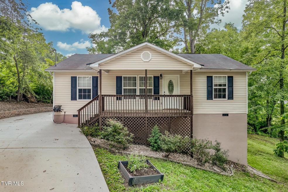 4320 Comet Ln-1