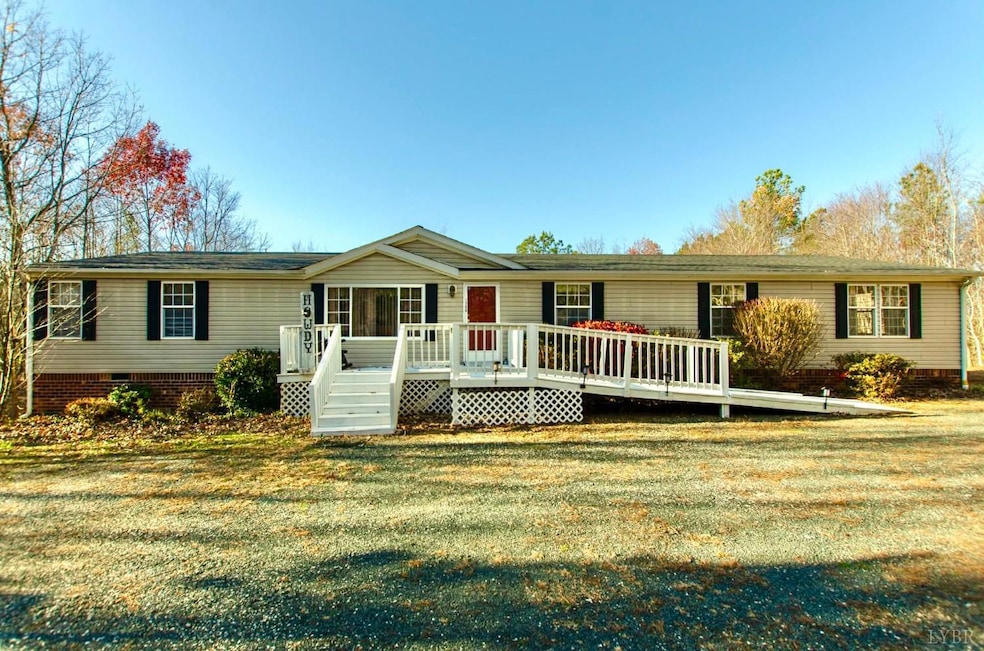 1708 Mud St, Concord, VA 24538 - photo 1