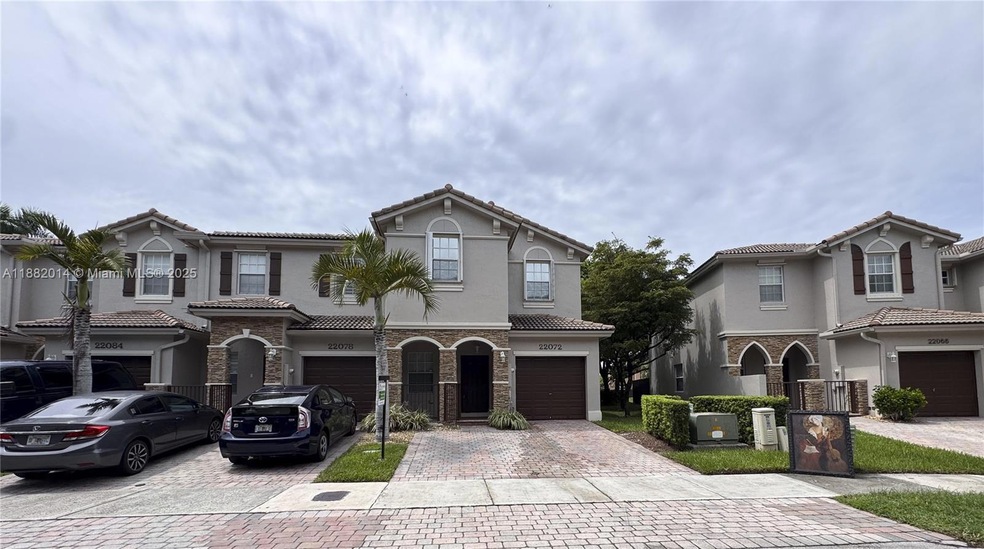 Under Contract $419,900 • Co-Listing Agent