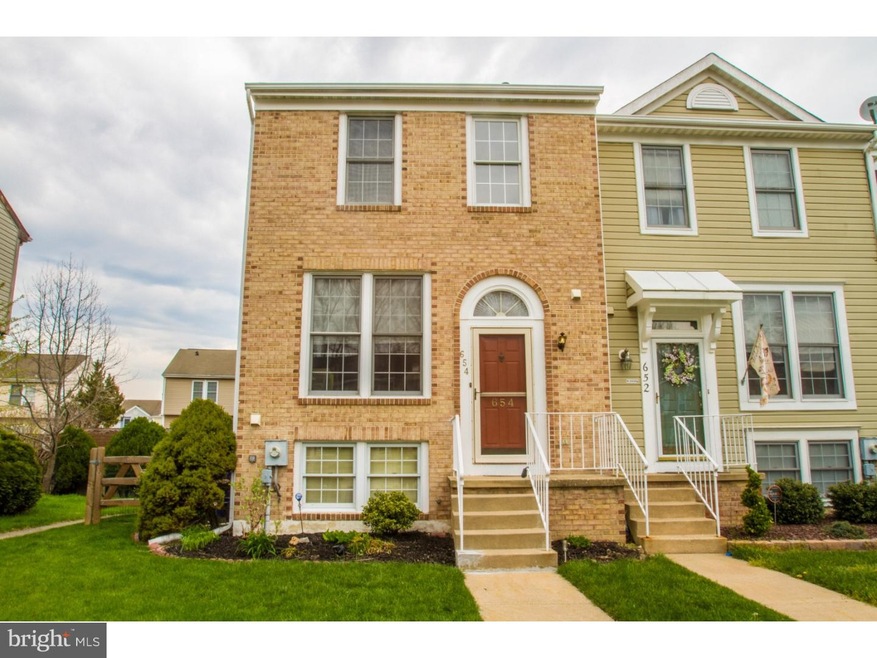 654 Corsica Ave, Bear, DE 19701 - photo 1