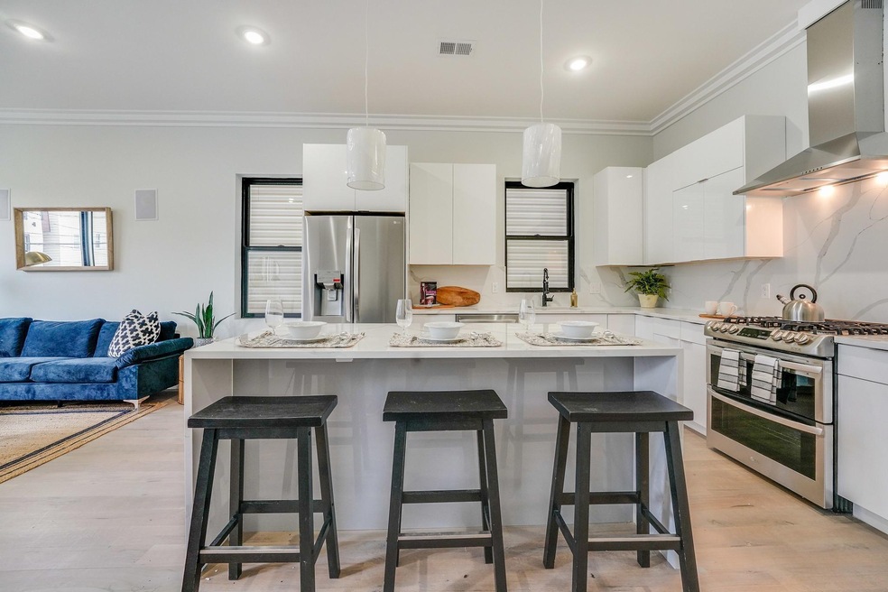 68 Hancock Ave unit 1, Jersey City, NJ 07307 - photo 1