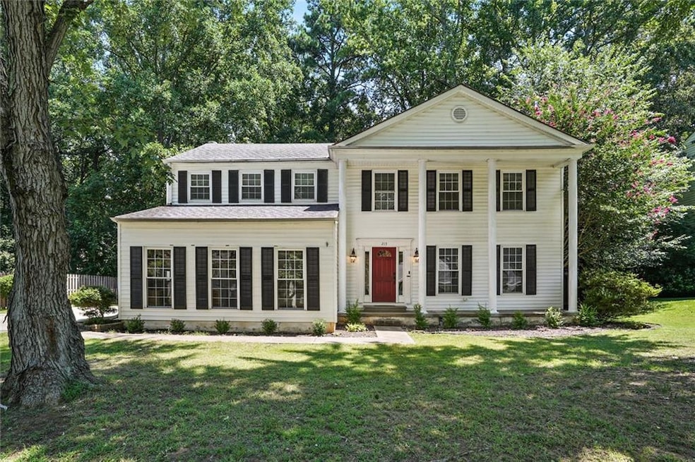 215 Barrington Dr E, Roswell, GA 30076 - photo 1