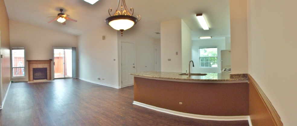 1822 77th St, Naperville, IL 60565 - photo 1