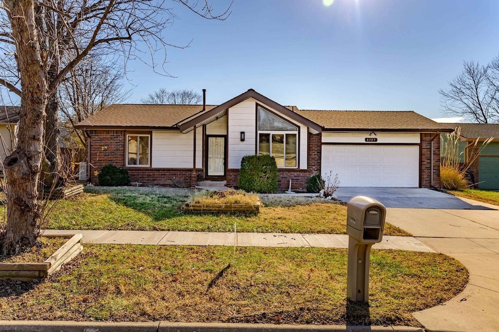 8309 E Chalet Dr, Wichita, KS 67207 - photo 1