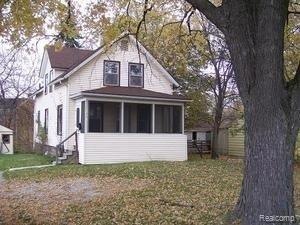 1834 W Mount Hope Ave, Lansing, MI 48910 - photo 1