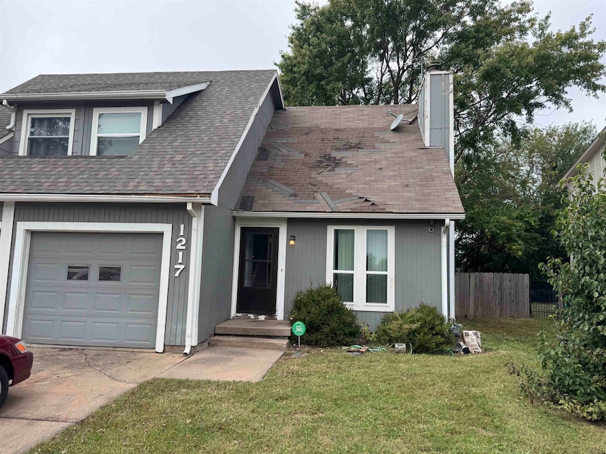 1217 S Linden St, Wichita, KS 67207 - photo 1