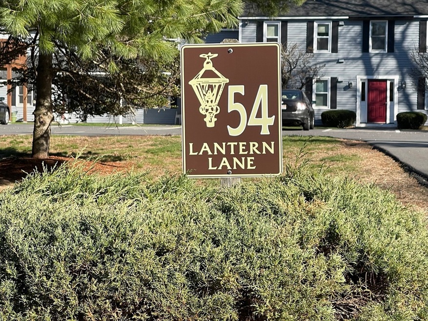 54 Lantern Ln unit 3, Dracut, MA 01826 - photo 1